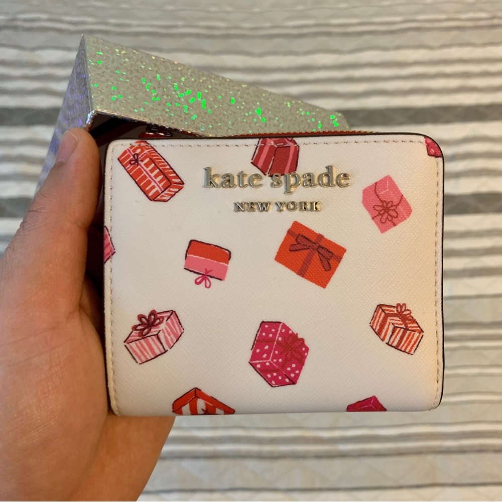SOLD❗️Kate Spade Pink Multi L-Zip Bifold Wallet - Picture 6 of 11